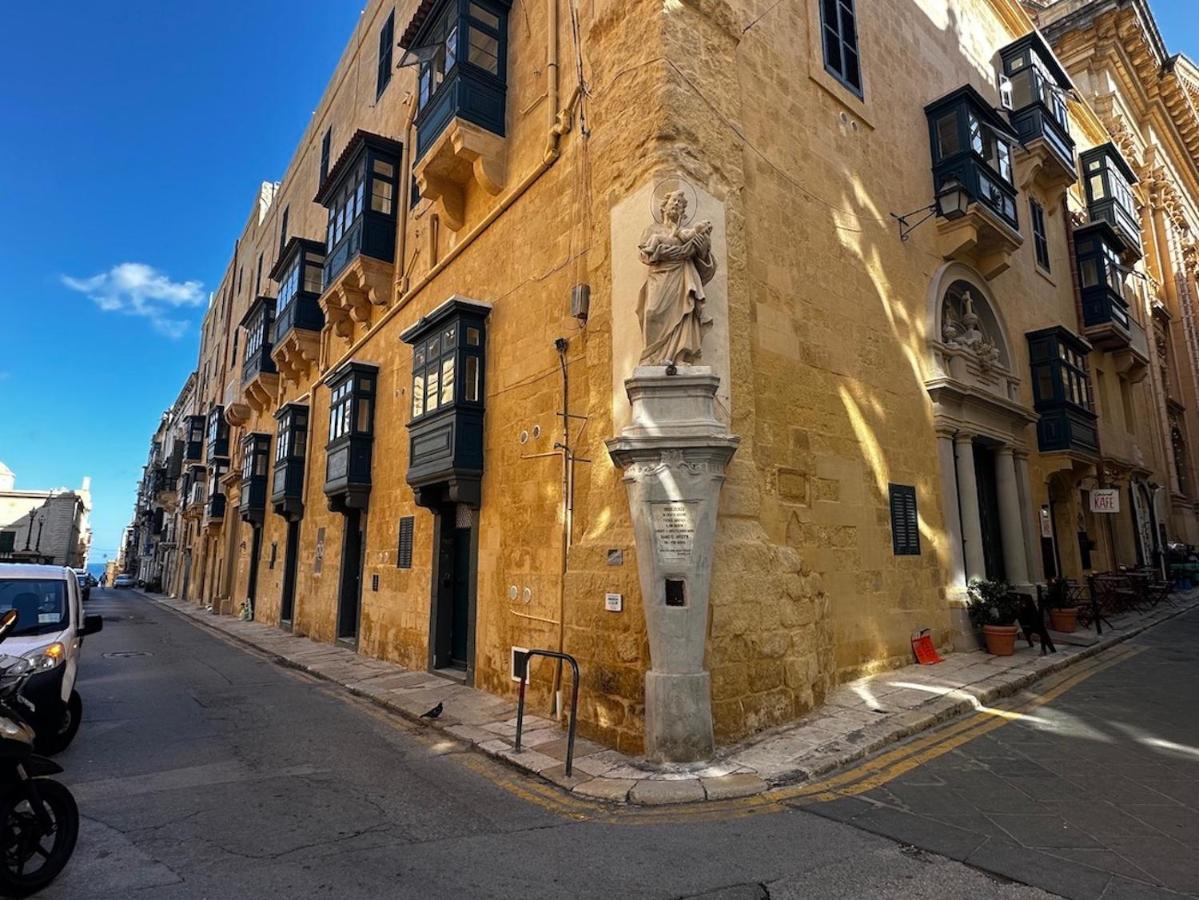 Capital City Apartment Valletta Luaran gambar